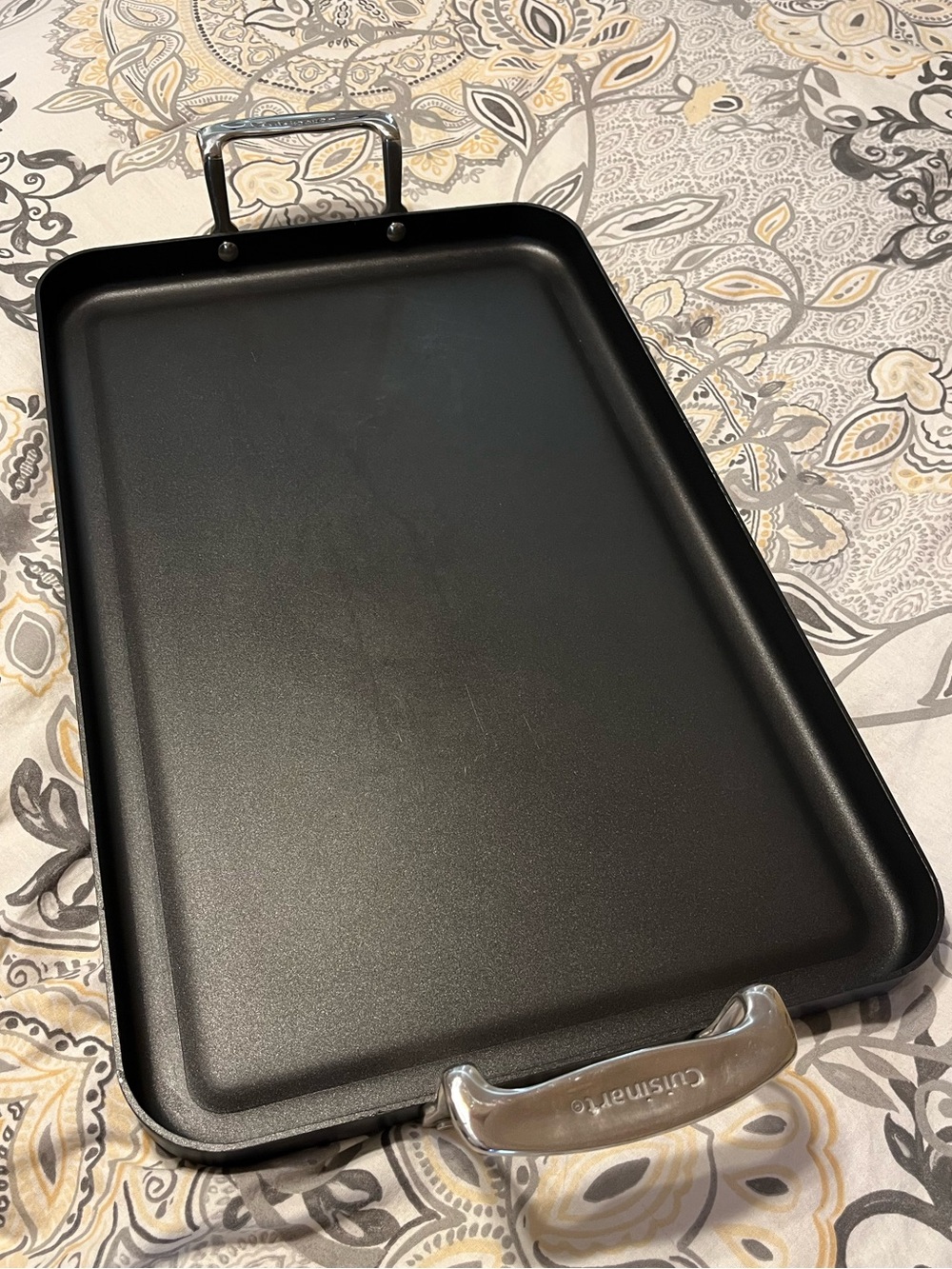 Cuisinart Chef's Classic Nonstick Hard Anodized 13" x 20" Double Burner Griddle